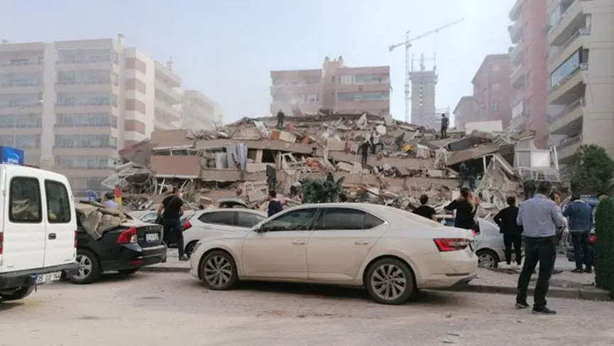izmir'de deprem
