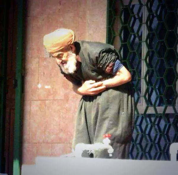 ihtiyar-002