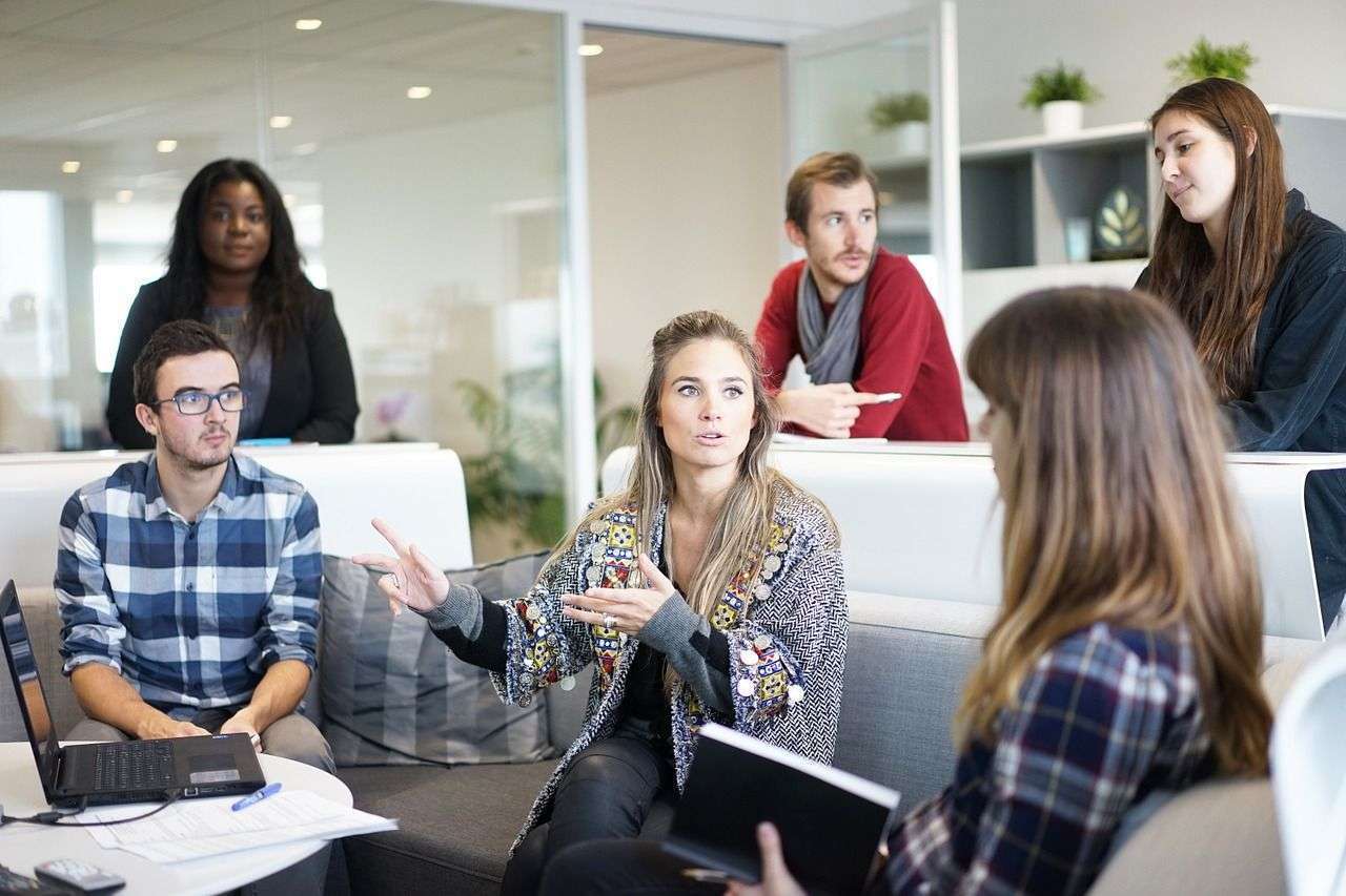 Oryantasyon Nedir? Bozukluğu, Amacı, Süreci ve Aşamaları Neler?