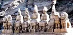 Nemrut Dağı heykelleri,nemrut Dağı nerede , nemrut dağı hikayesi,nemrut dağı güzellikleri 