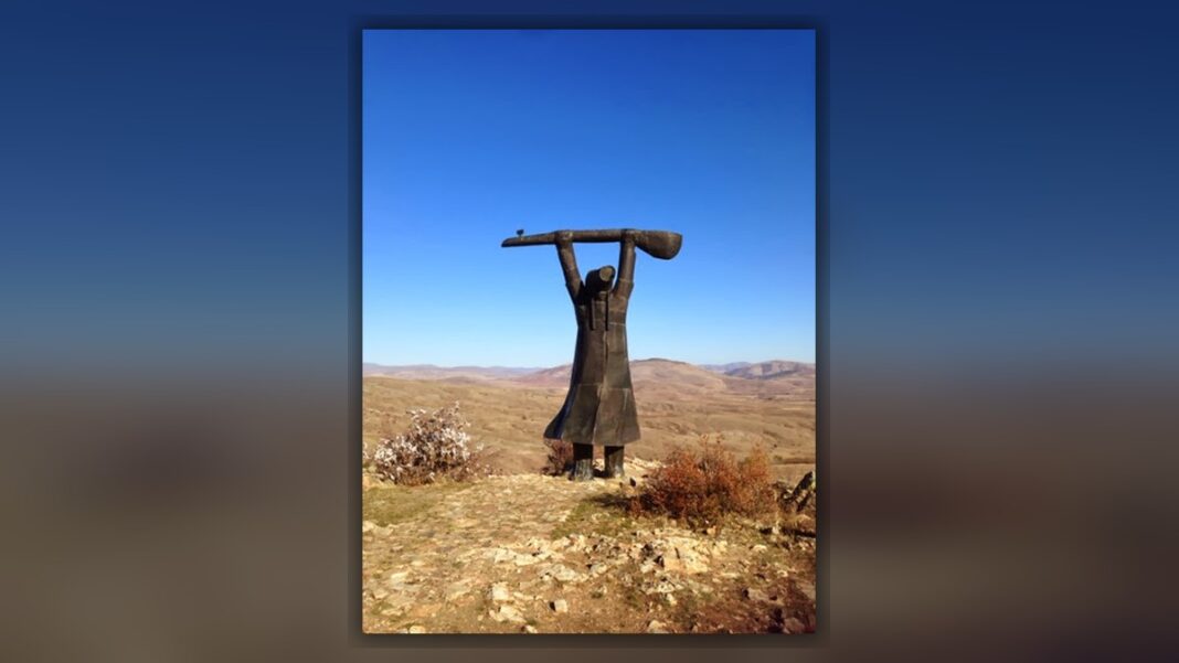 Dostum Dostum Güzel Dostum: Pir Sultan Deyişi ve Karışan Şiirler